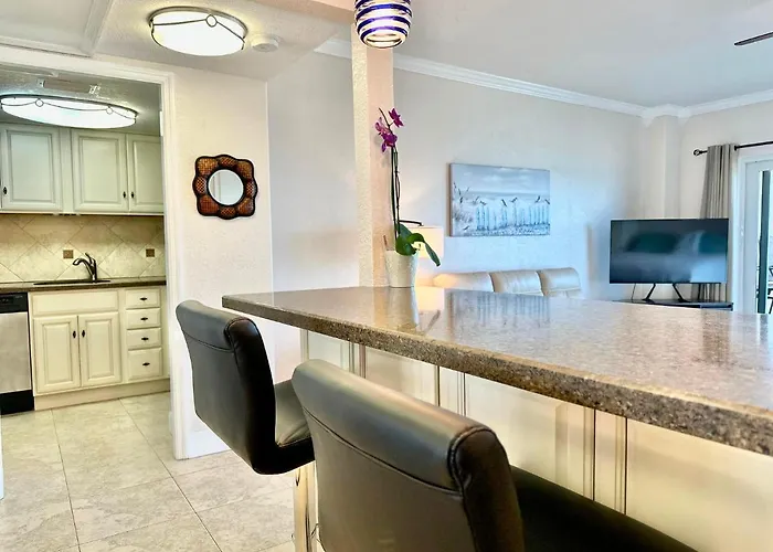 Apartment Regatta Club 403n 90 Day Min